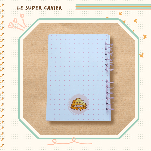 Cahier reliure spirale illustré d'une onctueuse momote